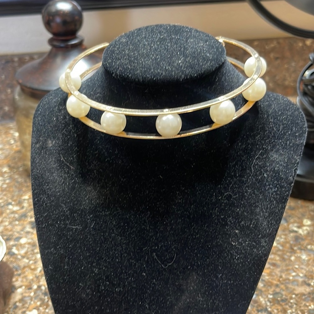 🌺NWT ADJUSTABLE, GOLD CHOKER NECKLACE🌺